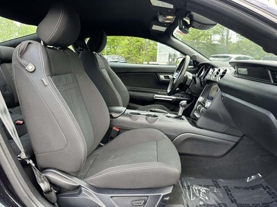 2021 Ford Mustang EcoBoost