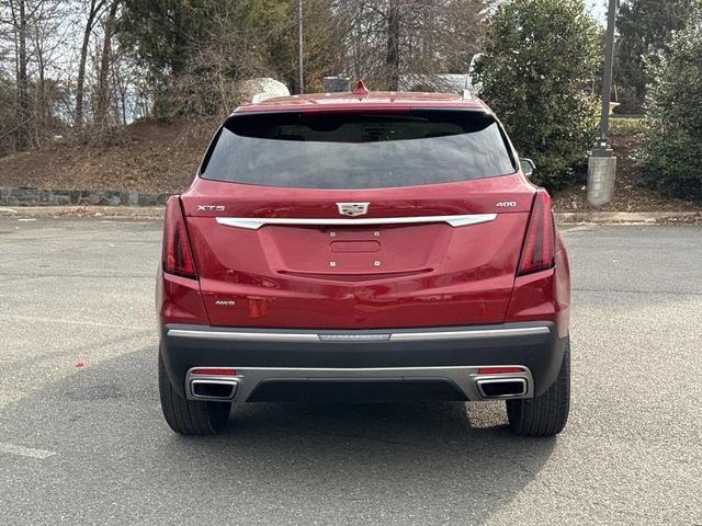 2022 Cadillac XT5 Premium Luxury