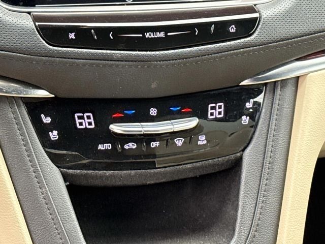 2018 Cadillac XT5 Premium Luxury