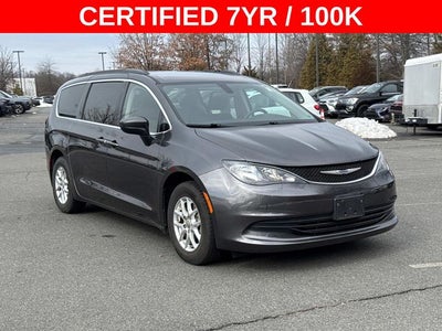 2020 Chrysler Voyager LX