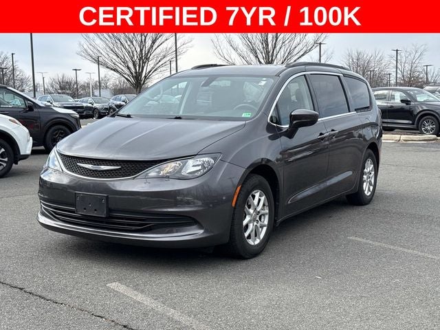 2020 Chrysler Voyager LX