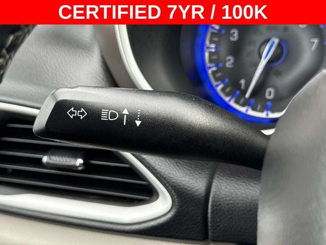 2020 Chrysler Voyager LX