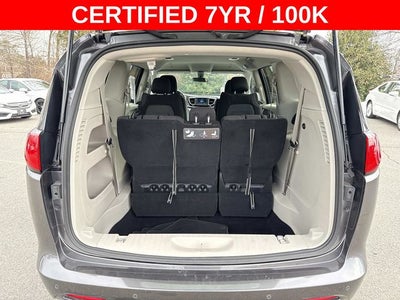 2020 Chrysler Voyager LX