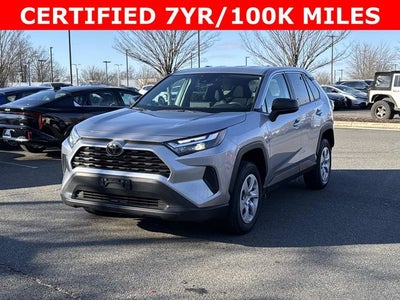 2024 Toyota RAV4 LE
