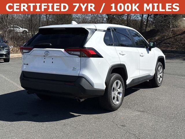 2023 Toyota RAV4 LE