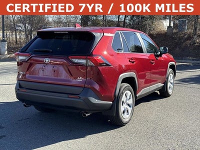 2024 Toyota RAV4 LE