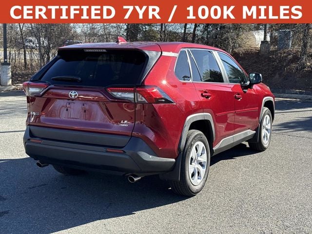 2024 Toyota RAV4 LE