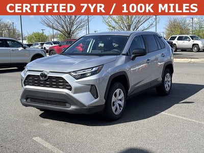 2024 Toyota RAV4 LE