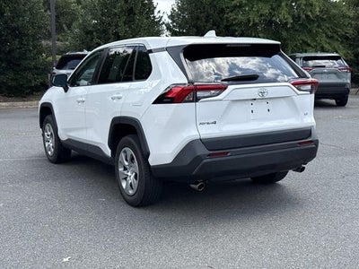 2022 Toyota RAV4 LE