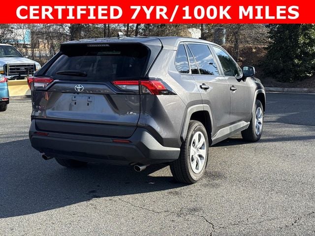 2024 Toyota RAV4 LE