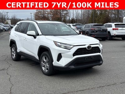 2025 Toyota RAV4 XLE