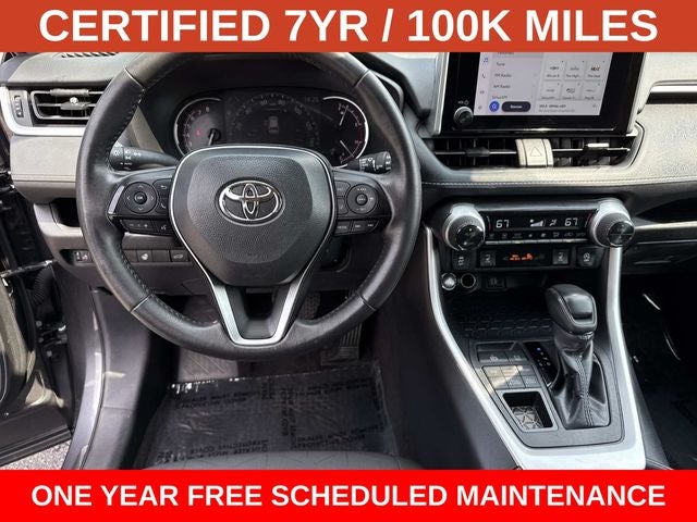 2025 Toyota RAV4 XLE
