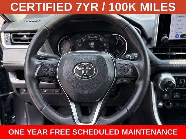 2025 Toyota RAV4 XLE