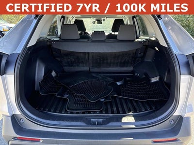 2022 Toyota RAV4 XLE