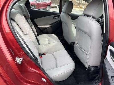 2019 Toyota Yaris LE