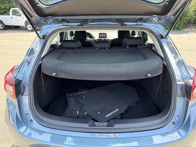 2016 Mazda Mazda3 i Sport
