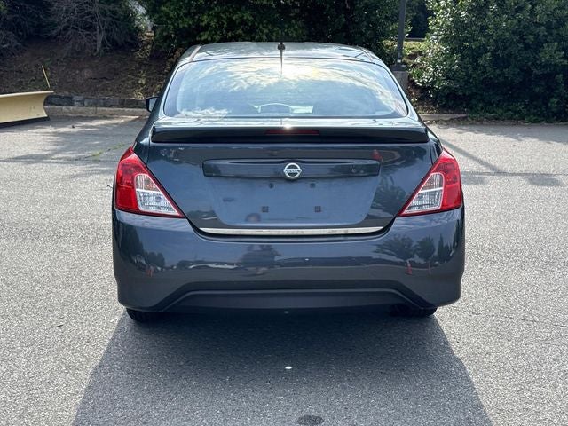 2017 Nissan Versa 1.6 SV