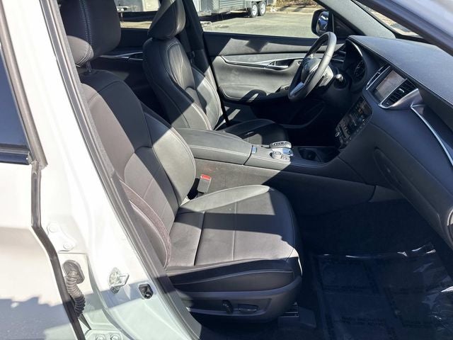 2023 INFINITI QX50 SPORT