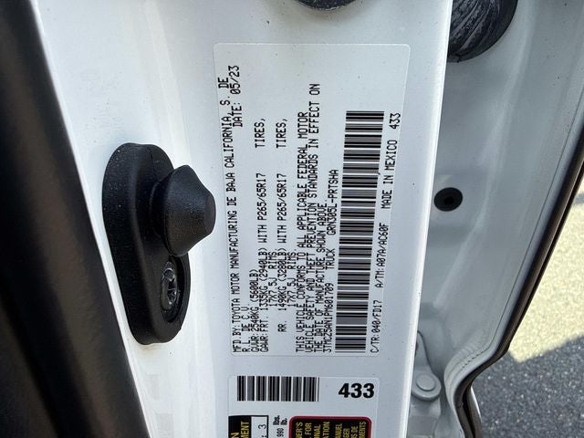 2023 Toyota Tacoma TRD Sport V6