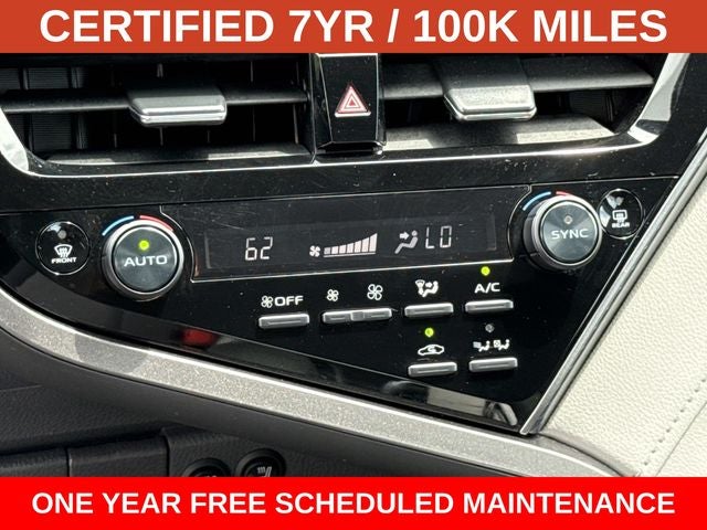 2022 Toyota Camry Hybrid LE