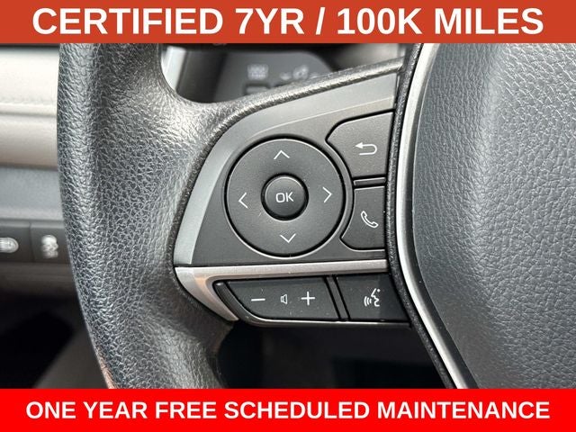 2022 Toyota Camry Hybrid LE