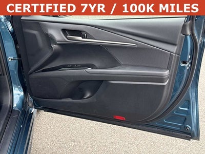 2025 Toyota Camry SE