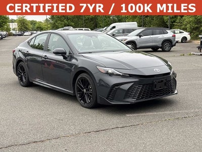 2025 Toyota Camry SE