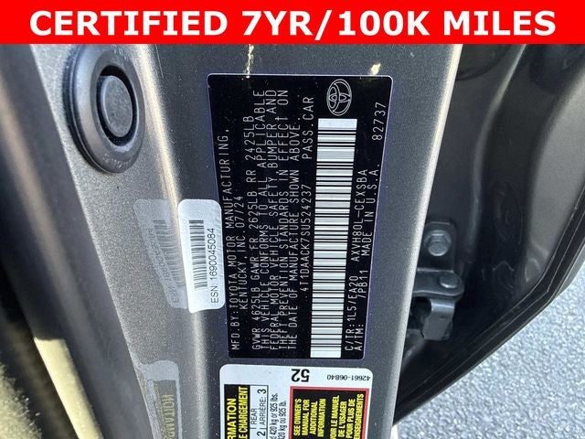 2025 Toyota Camry SE