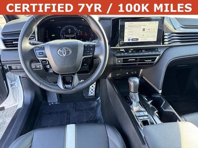 2025 Toyota Camry SE