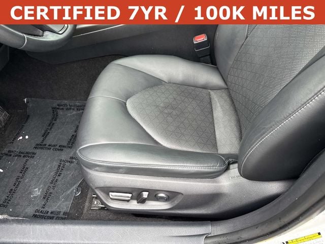 2022 Toyota Camry Hybrid XSE