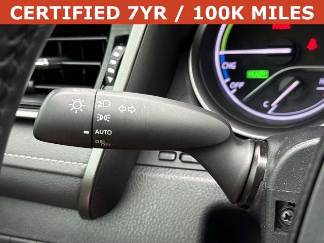 2022 Toyota Camry Hybrid XSE