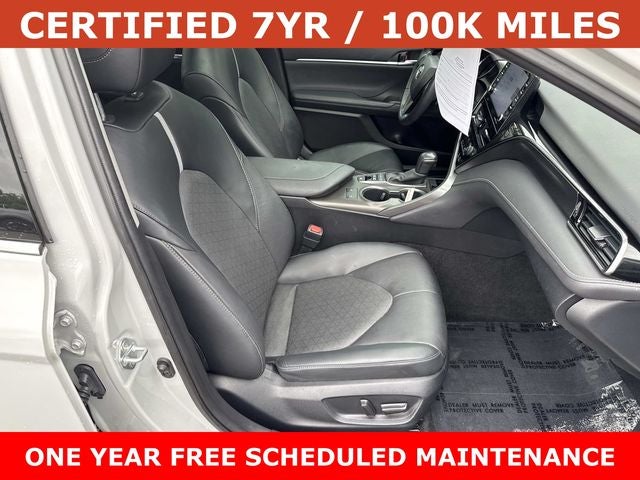 2022 Toyota Camry Hybrid XSE