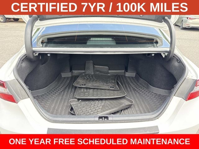 2024 Toyota Camry Hybrid SE