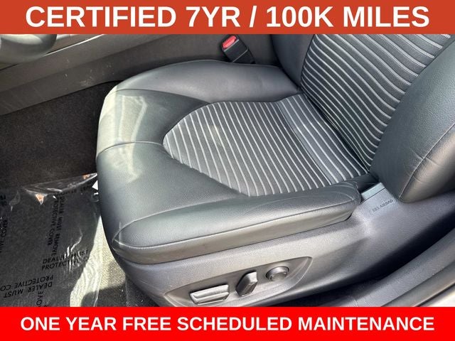 2024 Toyota Camry Hybrid SE