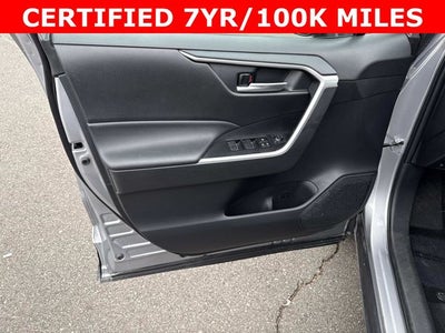 2023 Toyota RAV4 Hybrid SE