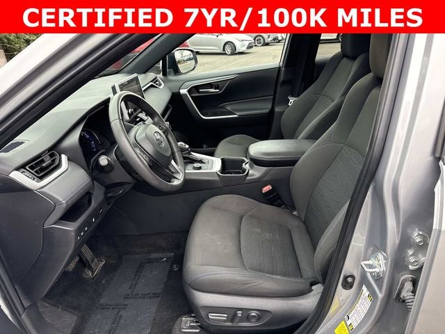 2023 Toyota RAV4 Hybrid SE