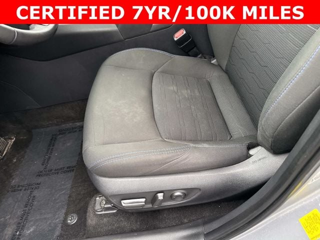 2023 Toyota RAV4 Hybrid SE