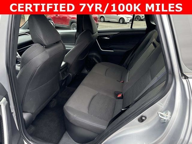 2023 Toyota RAV4 Hybrid SE