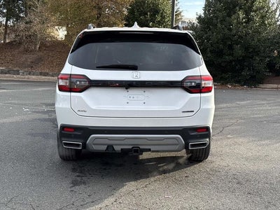 2025 Honda Pilot Touring