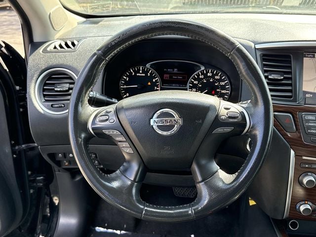 2017 Nissan Pathfinder Platinum
