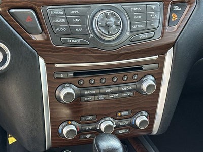 2017 Nissan Pathfinder Platinum