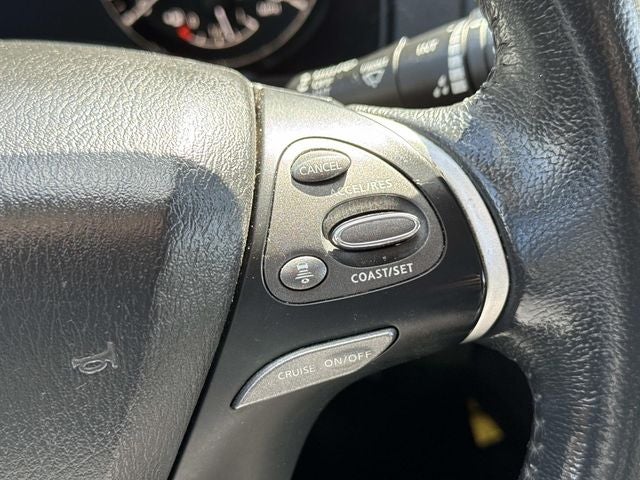 2017 Nissan Pathfinder Platinum