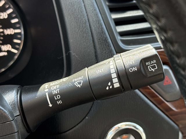 2017 Nissan Pathfinder Platinum