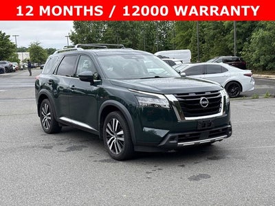 2023 Nissan Pathfinder Platinum
