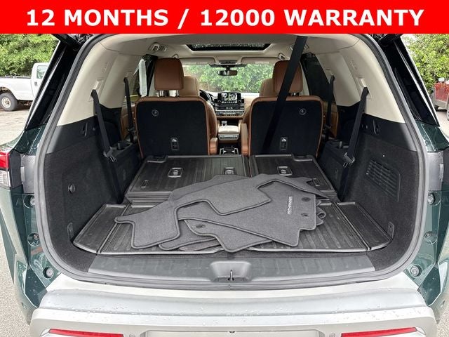 2023 Nissan Pathfinder Platinum