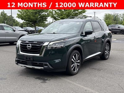 2023 Nissan Pathfinder Platinum
