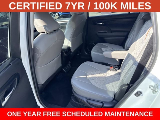 2023 Toyota Highlander Hybrid Bronze Edition
