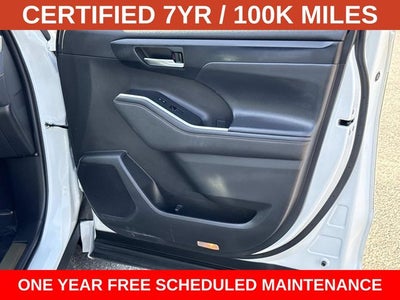 2023 Toyota Highlander Hybrid Bronze Edition