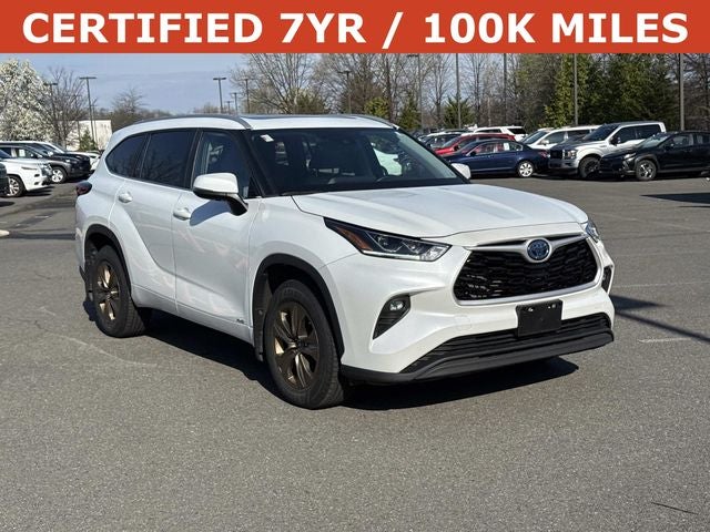 2023 Toyota Highlander Hybrid Bronze Edition