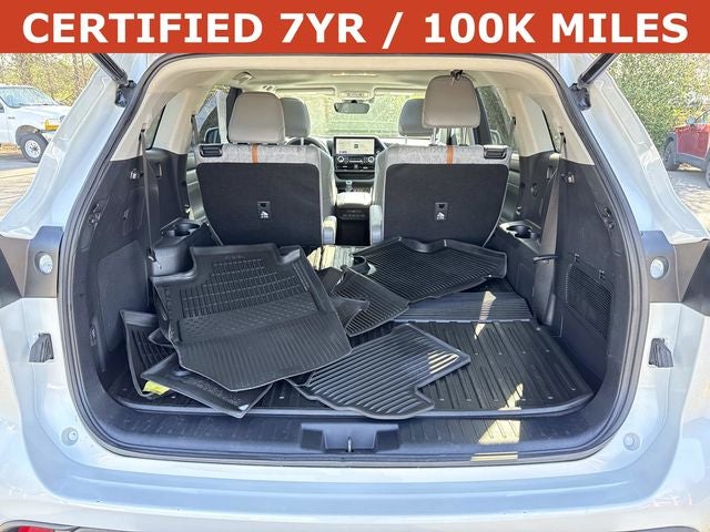 2023 Toyota Highlander Hybrid Bronze Edition
